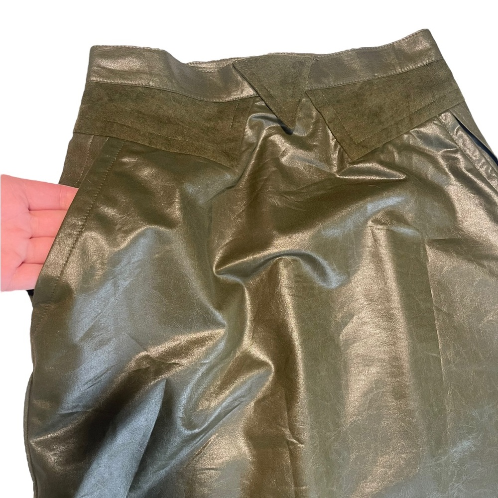 Vintage Olive Green Two-Piece Women's Set - Picture 9 of 14